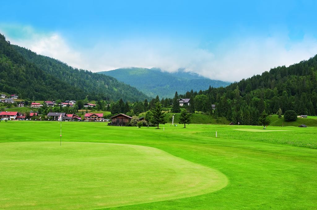 Parkhotel Wallgau Exterior photo